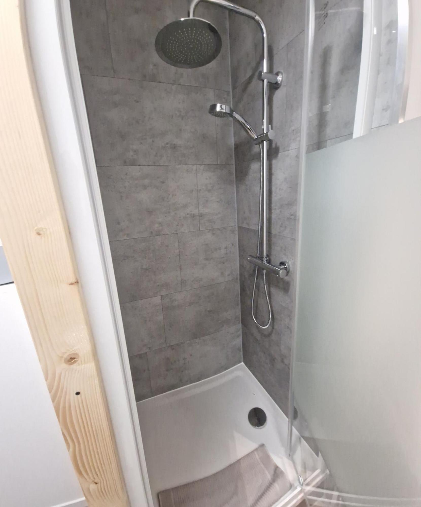 Saime Apartamento Mèze Exterior foto