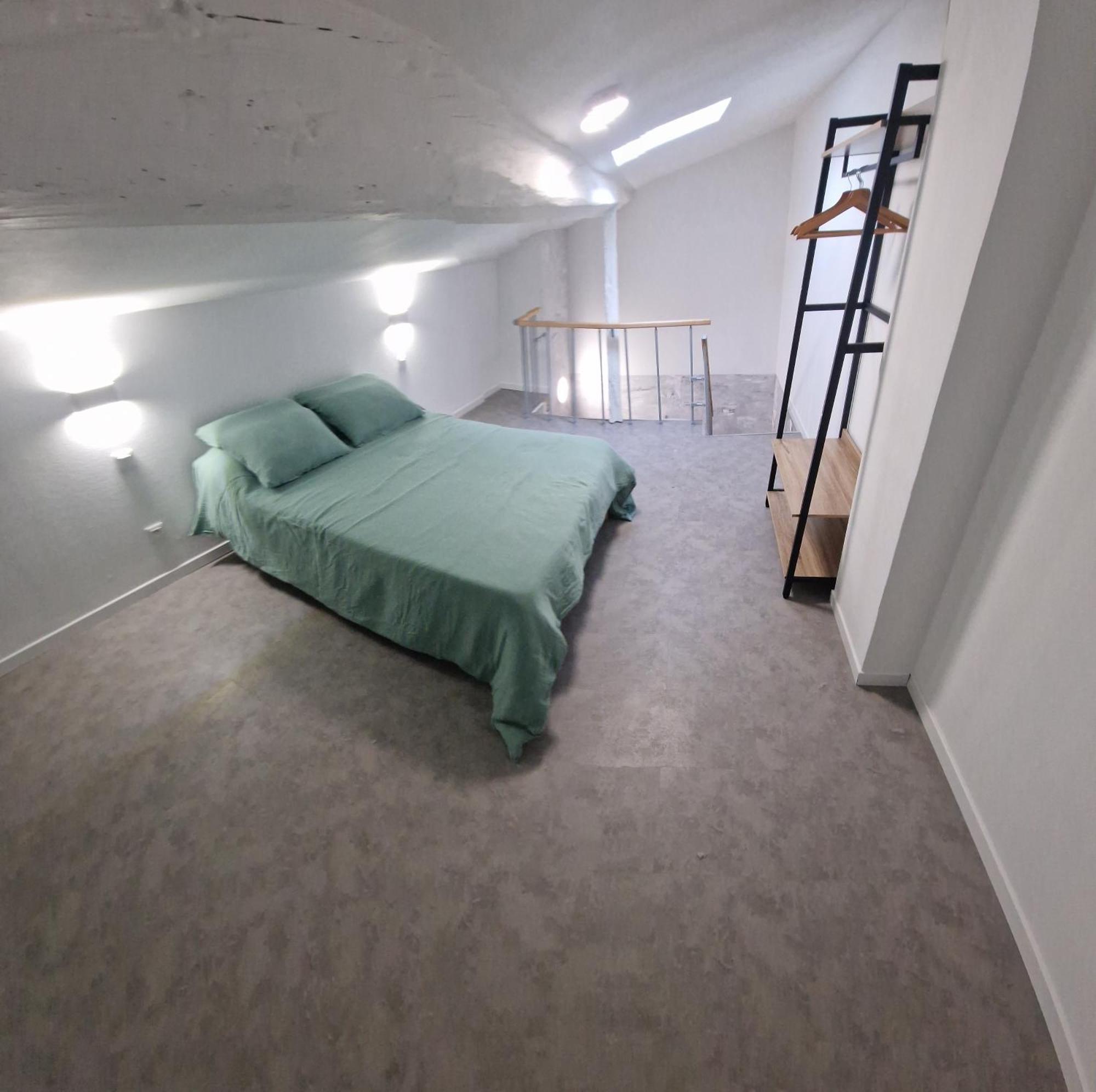 Saime Apartamento Mèze Exterior foto